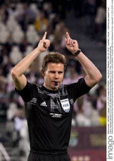 Felix Brych (Referee), MAY 14, 2014 - Football Soccer : UEFA Europa League Final match between Sevilla FC 0(4-2)0 SL Benfica at Juventus Stadium in Turin, Italy. Noxthirdxpartyxsales  (ptmb056990)
