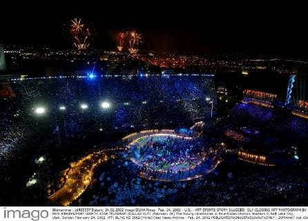 Feb. 24, 2002 - U.S. - KRT SPORTS STORY SLUGGED: OLY-CLOSING KRT PHOTOGRAPH BY RON JENKINS FORT WORTH STAR TELEGRAM (DALLAS OUT) (February 24) The closing ceremonies in Rice-Eccles Olympic Stadium in Salt Lake City, Utah, Sunday February 24, 2002. (FT) BL NC KD 2002 (Horiz) (lde) News Archive - Feb. 24, 2002 - ZUMAm67