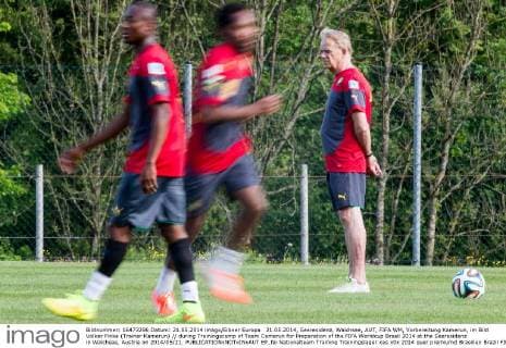 21.05.2014, Seeresidenz, Walchsee, AUT, FIFA WM, Vorbereitung Kamerun, im Bild Volker Finke (Trainer Kamerun) during Trainingscamp of Team Camerun for Preparation of the FIFA Worldcup Brasil 2014 at the Seeresidenz in Walchsee, Austria on 2014 05 21.  EP_fei  