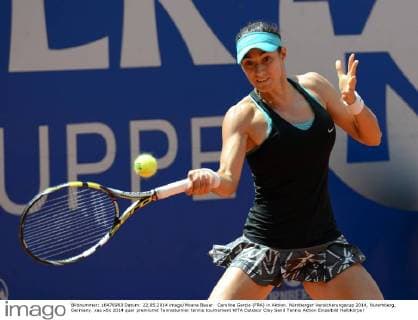 Caroline Garcia (FRA) in Aktion. Nürnberger Versicherungscup 2014, Nuremberg, Germany.