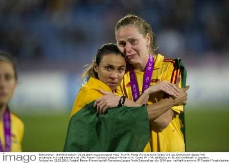 MARTA, Marta Vieira da Silva (links) und Lisa DAHLKVIST (beide TYR) enttäuscht. Fussball international UEFA Frauen Championsleague - Finale 2014: Tyresö FF - VfL Wolfsburg im Estadio Do Restelo in Lissabon, Portugal am 22.05.2014,