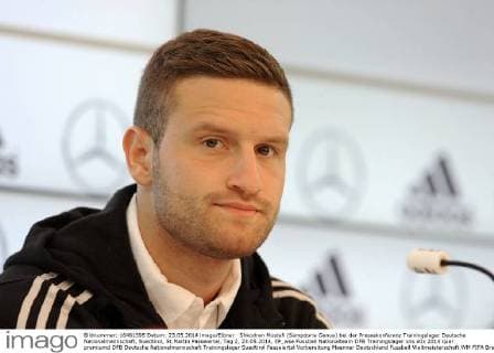 Shkodran Mustafi (Sampdoria Genua) bei der Pressekonferenz Trainingslager Deutsche Nationalmannschaft, Suedtirol, St.Martin Passeiertal, Tag 2, 23.05.2014, EP_wse