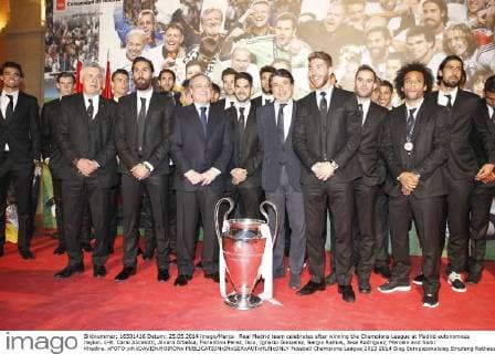 Real Madrid team celebrates after winning the Champions League at Madrid autonomous region. L-R. Carlo Ancelotti, Alvaro Arbeloa, Florentino Perez, Isco, Ignacio Gonzalez, Sergio Ramos, Jese Rodriguez, Marcelo and Sami Khedira. xFOTO:x©xDAVIDxMOIRONx 