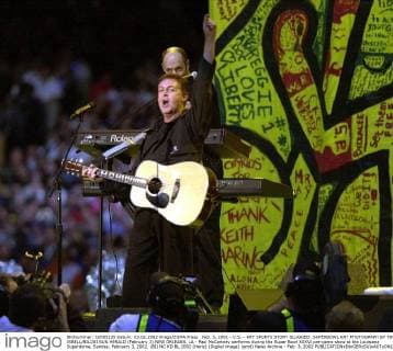Feb. 3, 2002 - U.S. - KRT SPORTS STORY SLUGGED: SUPERBOWL KRT PHOTOGRAPH BY TIM ISBELL BILOXI SUN HERALD (February 3) NEW ORLEANS, LA - Paul McCartney performs during the Super Bowl XXXVI pre-game show at the Louisiana Superdome, Sunday, February 3, 2002. (BI) NC KD BL 2002 (Horiz) (Digital image) (smd) News Archive - Feb. 3, 2002 - ZUMAm67