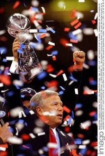 Feb. 3, 2002 - USA - KRT SPORTS STORY SLUGGED: SUPERBOWL KRT PHOTOGRAPH BY PATRICK SCHNEIDER CHARLOTTE OBSERVER (February 3) NEW ORLEANS, LA - New England Patriots owner Robert Kraft holds the Lombardi trophy as he celebrates the Patriot s 20-17 victory over the St. Louis Rams in Super Bowl XXXVI at the Louisiana Superdome, Sunday, February 3, 2002. (CH) NC KD BL 2002 (Vert) (Digital image) (smd) News Archive - Feb. 3, 2002 - ZUMAm67