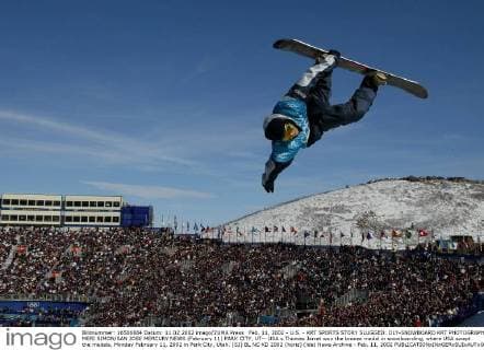 Feb. 11, 2002 - U.S. - KRT SPORTS STORY SLUGGED: OLY-SNOWBOARD KRT PHOTOGRAPH BY MERI SIMON SAN JOSE MERCURY NEWS (February 11) PARK CITY, UT-- USA s Thomas Jarret won the bronze medal in snowboarding, where USA swept the medals, Monday February 11, 2002 in Park City, Utah. (SJ) BL NC KD 2002 (horiz) (lde) News Archive - Feb. 11, 2002 - ZUMAm67