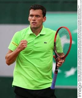 French Open 2014, Roland Garros,Paris,ITF Grand Slam Tennis Tournament, Tobias Kamke (GER) macht die Faust und jubelt, Jubel,Emotion, Einzelbild,Halbkoerper,Hochformat,
