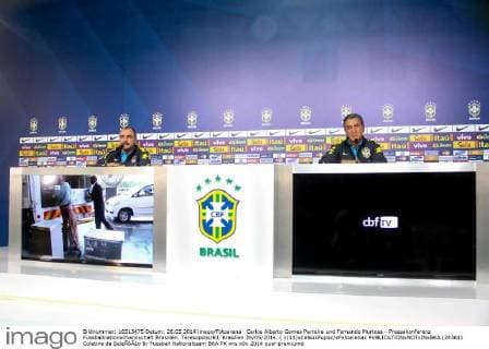 Carlos Alberto Gomes Parreira und Fernando Murtosa - Pressekonferenz Fussballnationalmannschaft Brasilien. Teresopolis RJ, Brasilien 26 05 2014. ( x(11)xCelsoxPupox xFotoarenax  (24361) Coletiva da SeleÃßÃ£o Br