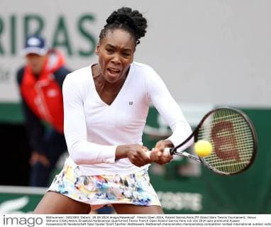 French Open 2014, Roland Garros,Paris,ITF Grand Slam Tennis Tournament, Venus Williams (USA),Aktion,Einzelbild,Halbkoerper,Querformat