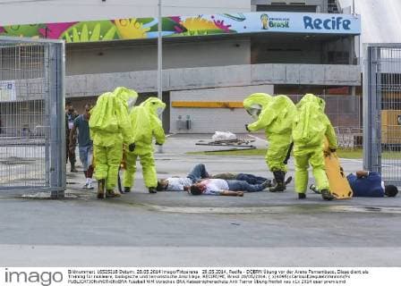 28.05.2014, Recife - DQBRN Übung vor der Arena Pernambuco. Diese dient als Training für nukleare, biologische und terroristische Anschläge. RECIFE PE, Brasil 28 05 2014. ( x(4095)xCarlosxEzequielxVannoni Fx 