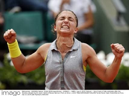 (140602) -- PARIS, June 2, 2014 (Xinhua) -- Sara Errani of Italy celebrates after the Women s Singles fourth round match at Roland Garros in Paris on June 2, 2014. 
