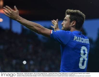 Claudio Marchisio of Italy celebrates for his goal during a friendly match against Luxembourg in Perugia, Italy, on June 4, 2014. The match ended with a 1-1 draw. (Xinhua Alberto Lingria) (lm) (SP)ITALY-PERUGIA-SOCCER-FRIENDLY MATCH 
