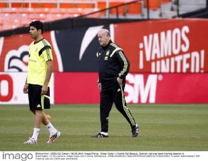 Diego Costa y Vicente Del Bosque. Spanish national team training session in Washington. In this picture, Diego Costa and Vicente Del Bosque. xPABLOGARCIAx 