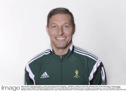 FUSSBALL Fototermin FIFA WM Schiedsrichter 09.04.2014 Nestor Fabian Pitana (Argentinien)