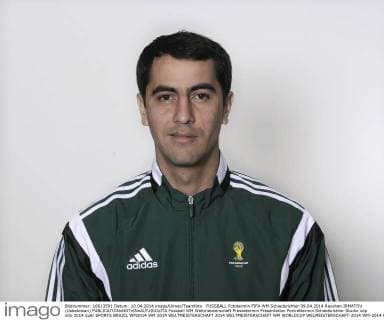 FUSSBALL Fototermin FIFA WM Schiedsrichter 09.04.2014 Ravshan IRMATOV (Usbekistan)