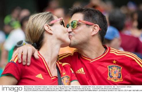 Fussball WM 2014. Salvador. SALVADOR, BA - 06 13 2014: SPAIN - Supporters during the match valid for the 2014 World Cup, held at the Arena Fonte Nova. x(725)xMarceloxMachadoxdexMelox x  (24685) Espanha x Holanda