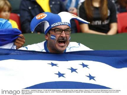 A Honduras s fan is seen before a Group E match of 2014 FIFA World Cup at the Estadio Beira-Rio Stadium in Porto Alegre, June 15, 2014. 