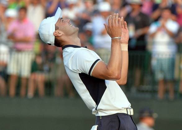 Martin Kaymer celebrates as he wins the 114th U.S. Open at Pinehurst No. 2 in Pinehurst, North Carolina on June 15, 2014. Kaymer finished nine under par with a four day score of 271.  PIN20140615323A