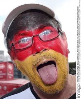 16.06.2014, Fußball-WM 2014, Kia Fan Fest Hamburg Heiligengeistfeld. Public-Viewing in Hamburg. Deutschland Fan 