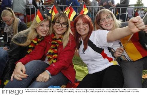 Public Viewing in Erfurt, Deutschland , Freude, Stimmung