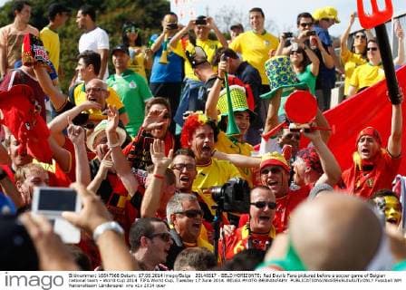 20140617 - BELO HORIZONTE: Red Devils Fans pictured before a soccer game of Belgian national team - World Cup 2014 FIFA World Cup, Tuesday 17 June 2014. BELGA PHOTO BRUNOxFAHY 