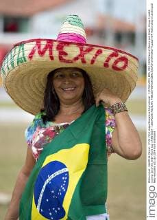 11170614JDI_BRA_MEX_FANS Fans of Mexico and Brazil, Group A match number 16 of the 2014 World Cup 17 06 2014 - xOSVALDOxAGUILARx 