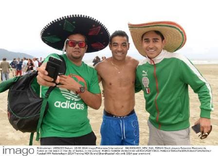 94180614RDI_MEX_SAN_FABIAN Stock players Seleccion Mexicana de Futbol on the beach in the city of Santos, in the picture: MARCO FABIAN 18 06 2014 xJORGExMARTINEZx 