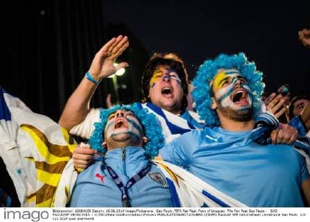 Sao Paulo. FIFA Fan Fest. Fans of Uruguay Fifa Fan Fest Sao Paulo - SAO PAULO SP 19 06 2014. ( x(356)xMauricioxRummensx xFotoarx  (25095)