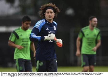 17200614DDI_ENT_MEX_OCHOA Action photo during Training Seleccion Mexicana, carried dig at the club Santos, pictured: Guillermo Ochoa 20 06 2014 xADRIANxMACIASx 