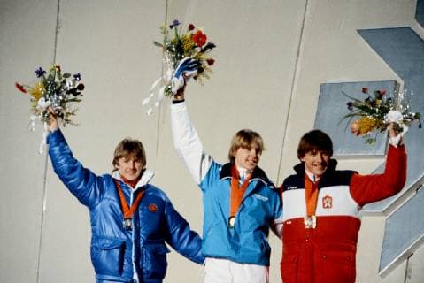 OLYMPISCHE WINTERSPIELE 1984 IN SARAJEVO Siegerehrung Grossschanze: Jens Weissflog (DDR) Matti Nykaenen (FIN) und Pavel Ploc (CSSR) FOTO (C): WEREK Pressebildagentur xxNOxMODELxRELEASExx