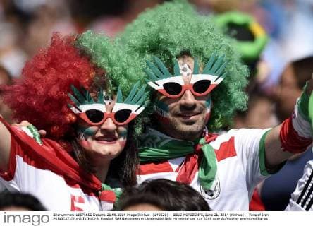 (140621) -- BELO HORIZONTE, June 21, 2014 (Xinhua) -- Fans of Iran 