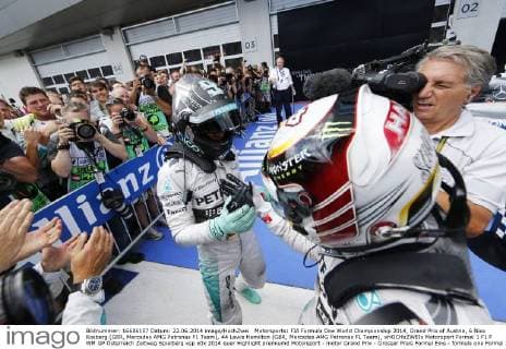 Motorsports: FIA Formula One World Championship 2014, Grand Prix of Austria, 6 Nico Rosberg (GER, Mercedes AMG Petronas F1 Team), 44 Lewis Hamilton (GBR, Mercedes AMG Petronas F1 Team), xHOCHxZWEIx