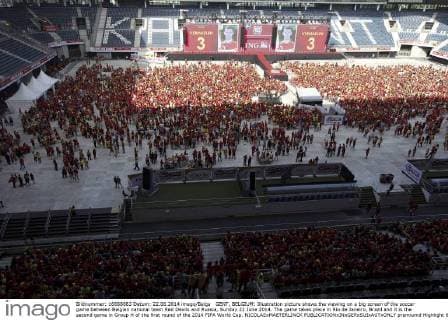 GENT, BELGIUM: Illustration picture shows the viewing on a big screen of the soccer game between Belgian national team Red Devils and Russia, Sunday 22 June 2014. The game takes place in Rio de Janeiro, Brazil and it is the second game in Group H of the first round of the 2014 FIFA World Cup. NICOLASxMAETERLINCK  premiumd Highlight 04214513