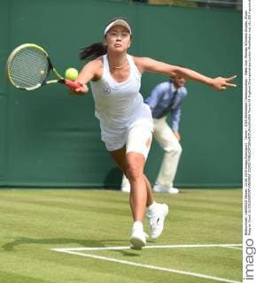 Tennis - 2014 Wimbledon Championships - Week One, Monday Womens Singles, Shuai Peng on Court 12 COLORSPORT ANDREW COWIE 