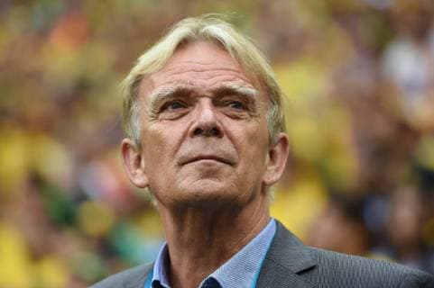 Volker FINKE ,Trainer (CMR),Einzelbild,angeschnittenes Einzelmotiv,Portraet,Portrait,Porträt. Kamerun (CMR)-Brasilien (BRA) 1-4, Vorrunde Gruppe A, Spiel 33, am 23.06.2014 in Brasilia. Fussball Weltmeisterschaft 2014 in Brasilien vom 12.06. - 13.07.2014.