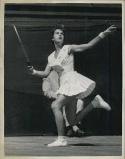 Jul. 04, 1959 - Women s Singles Finals At Wimbledon. Maria Bueno Of Brazil Beats Darlene Hard. Photo shows Miss Maria Bueno (Brazil) in play when she beat Miss Darlene Hard (USA) in final of the Women s Singles at Wimbledon this afternoon.  - ZUMAk09