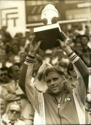 Jun. 09, 1980 - Swedish champion Bjorn Borg brings back his 5th victory at Roland-Garros Stadium after beating American Vitas Gerulaitis in the finals at France s 50th International Tennis Championships in 1980. Pictured: Borg with his cup.  - ZUMAk09