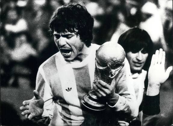 Jun. 25, 1978 - Argentina win the World Cup by beating Holland: The home nation Argentina won the World Cup at the River Plate Stadium in Buenos Aires when beating Holland by 3-1 after extra time. Photo shows the Argentine Captain Daniel Passarella seen with the FIFA cup after his sides win the final of the World Cup.  - ZUMAk09