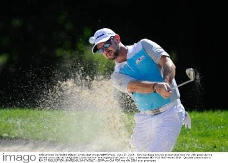June 27, 2014 - Rory Sabbatini hits his bunker shot onto the 14th green during second round play at the Quicken Loans National at Congressional Country Club in Bethesda MD. PGA Golf Herren 2014: Quicken Loans National JUN 27 - ZUMAcjm