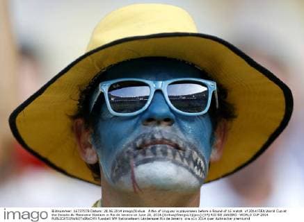 A fan of Uruguay is playerseen before a Round of 16 match of 2014 FIFA World Cup at the Estadio do Maracana Stadium in Rio de Janeiro on June 28, 2014.(Xinhua WangxLili)(pcy) (SP) RIO DE JANEIRO -WORLD CUP 2014 