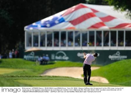 June 28, 2014 - Morgan Hoffman hits his approach to the 17th green during third round play at the Quicken Loans National at Congressional Country Club in Bethesda MD. PGA Golf Herren 2014: Quicken Loans National JUN 28 - ZUMAcjm