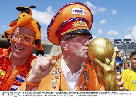 Dutch fans at Fortaleza Dutch supporters in Fortaleza Fan xVIxxIVx 2415041