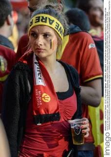 BRUSSELS, BELGIUM: A Red Devils fan pictured before the viewing on a big screen of the round of 16 soccer match near the King Baudouin-Boudewijn stadium (Heizel-Heysel), during the 2014 FIFA World Cup, Tuesday 01 July 2014. JASPERxJACOBS  Aufmacher premiumd sexy 10829