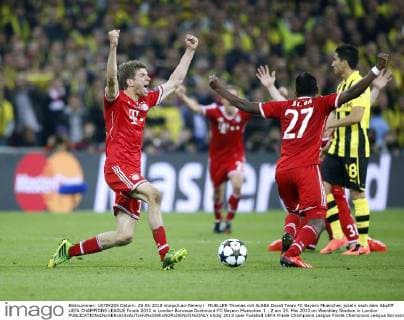 MUELLER Thomas mit ALABA David Team FC Bayern Muenchen jubeln nach dem Abpfiff UEFA CHAMPIONS LEAGUE Finale 2013 in London Borussia Dortmund-FC Bayern Muenchen 1 : 2 am 25. Mai 2013 im Wembley Stadion in London 