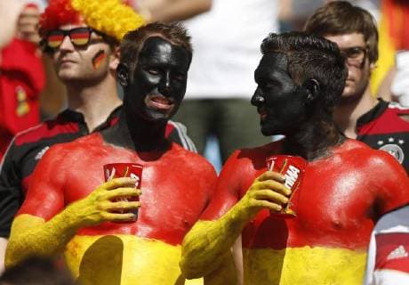 Germany s (DFB) fans are seen before a match of 2014 FIFA World Cup at the Estadio do Maracana Stadium in Rio de Janeiro, , on July 4, 2014.(Xinhua WangxLili)(pcy) (SP) RIO DE JANEIRO-WORLD CUP 2014-