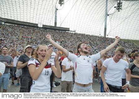 20.500 Zuschauer beim Public Viewing der WM 2014, Begegnung Deutschland-Frankreich, Olympiastadion, Muenchen.04.07.2014 Â