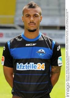 Paderborn, Deutschland 04. Juli 2014: 14 15 SC Paderborn 07. Elias Kachunga (Paderborn). mt