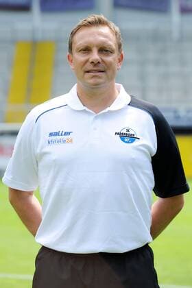 Paderborn, Deutschland 04. Juli 2014: 14 15 SC Paderborn 07. Trainer Andre Breitenreiter (Paderborn). mt