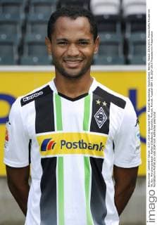 Fussball-Bundesliga, Deutschland, Herren, Saison 2014 2015, Mannschafts-Fototermin VfL Bor. Mönchengladbach: Raffael (Gladbach). Einzelbild, Portrait, Porträt.