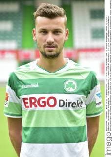 10.07.2014 - SpVgg Greuther Fürth - 2. Fußball Bundesliga - Saison 2014 2015 - Fototermin Fotoshooting - Wolfgang ink - Tom Weilandt (14) - Einzelfoto Portrait